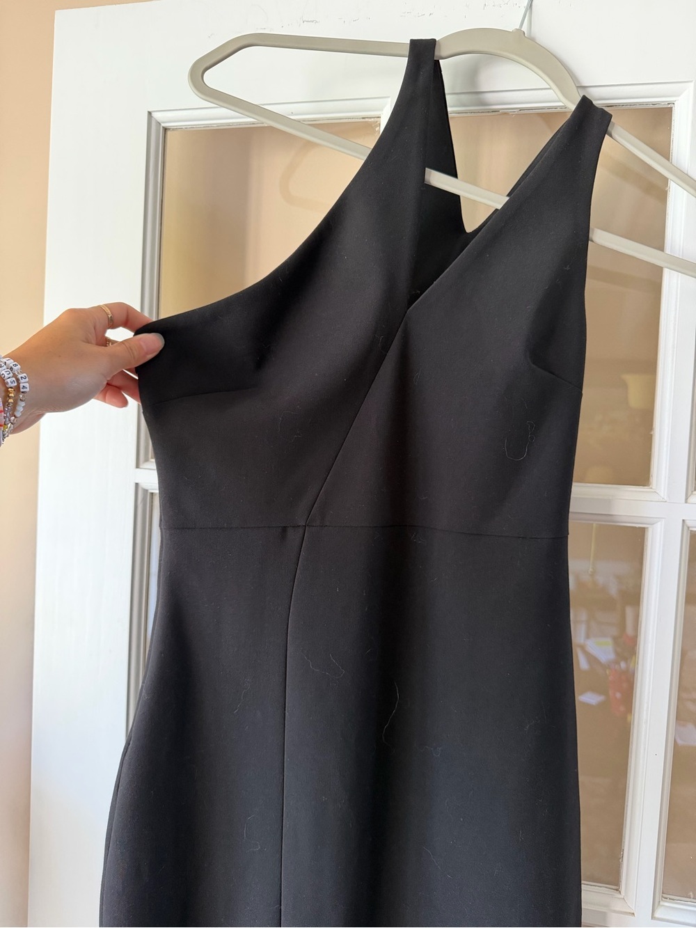 Likely Roxy Gown in Black Asymmetrical One-Shoulder High Side Slit Size 2 - Picture 4 of 8